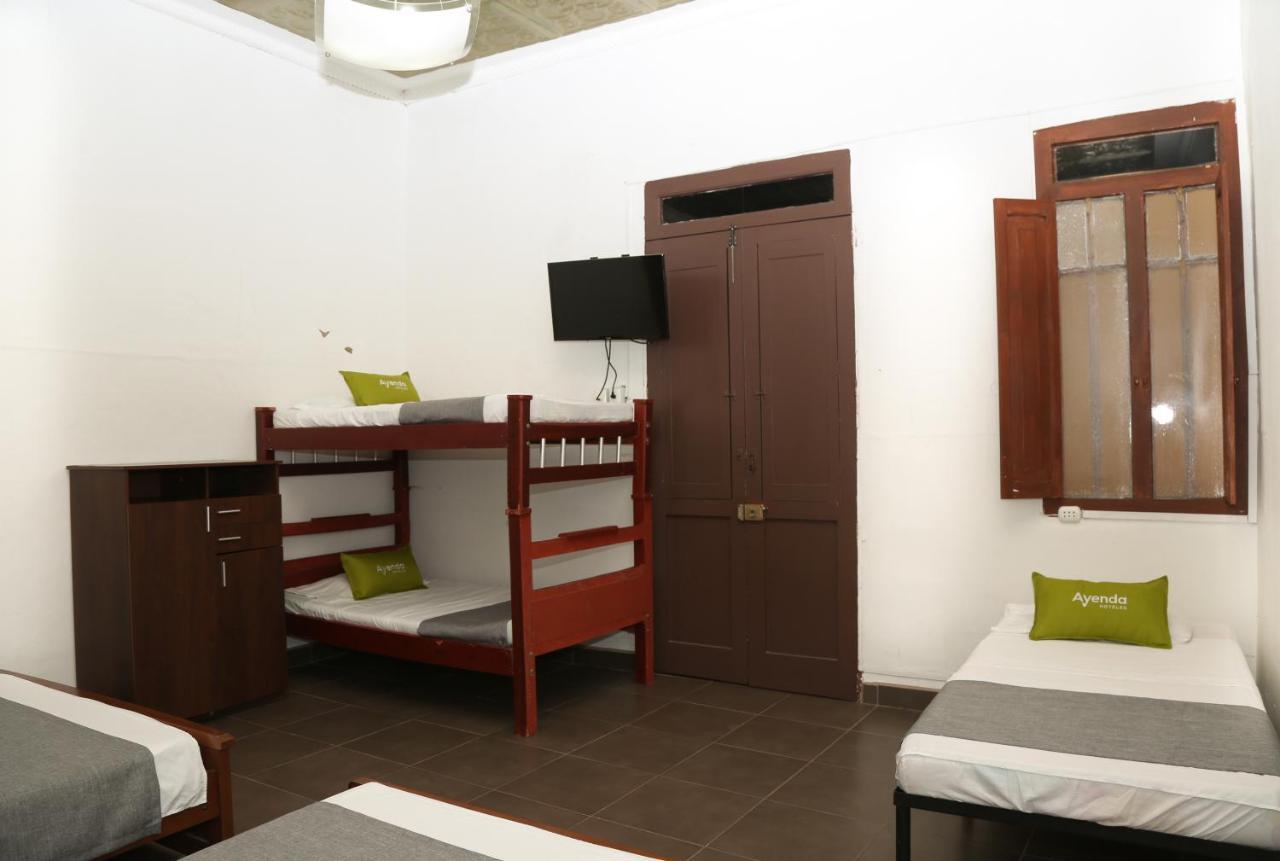 Hotel La Republica Manizales Exteriör bild