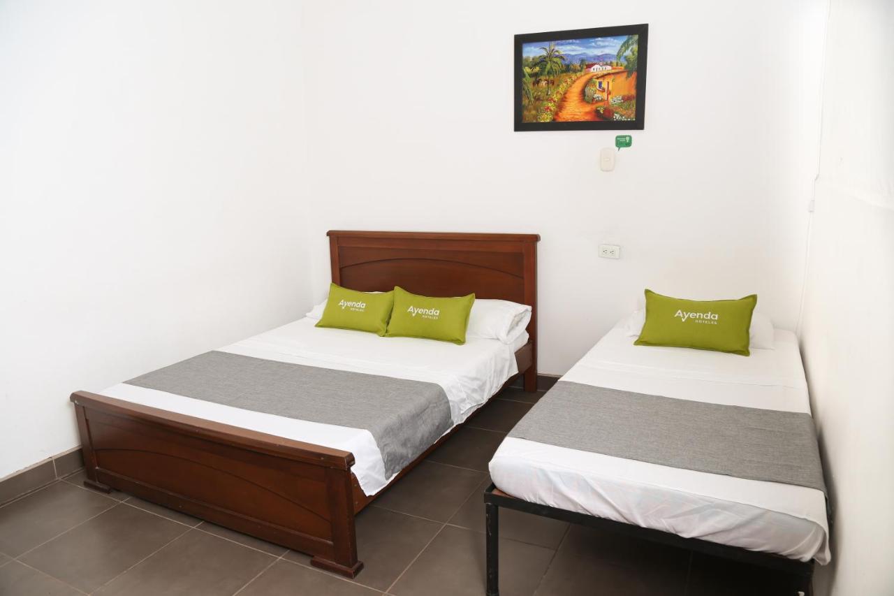 Hotel La Republica Manizales Exteriör bild